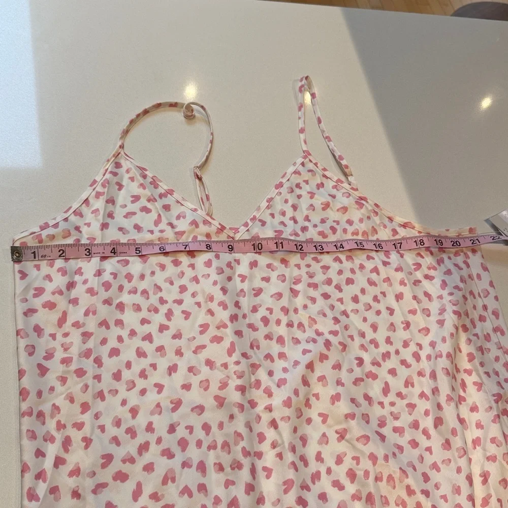 🆕 Nordstrom Rack Satin Midi Pink Chemise with Heart Pattern, Size XL
